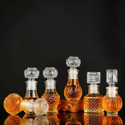 Wine Crystal Glass Bottles ISO9001 1.76oz To 8.8oz